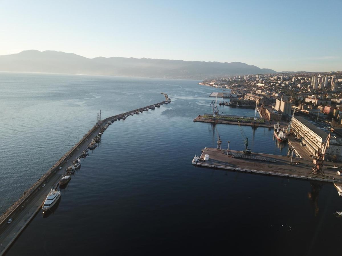 Apartments Budin Adri&Robi Rijeka City Center Buitenkant foto